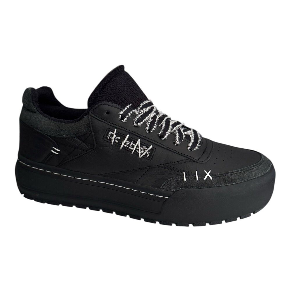 Reebok x Universal Monsters Club C Megacourt Men’s 12 Black White